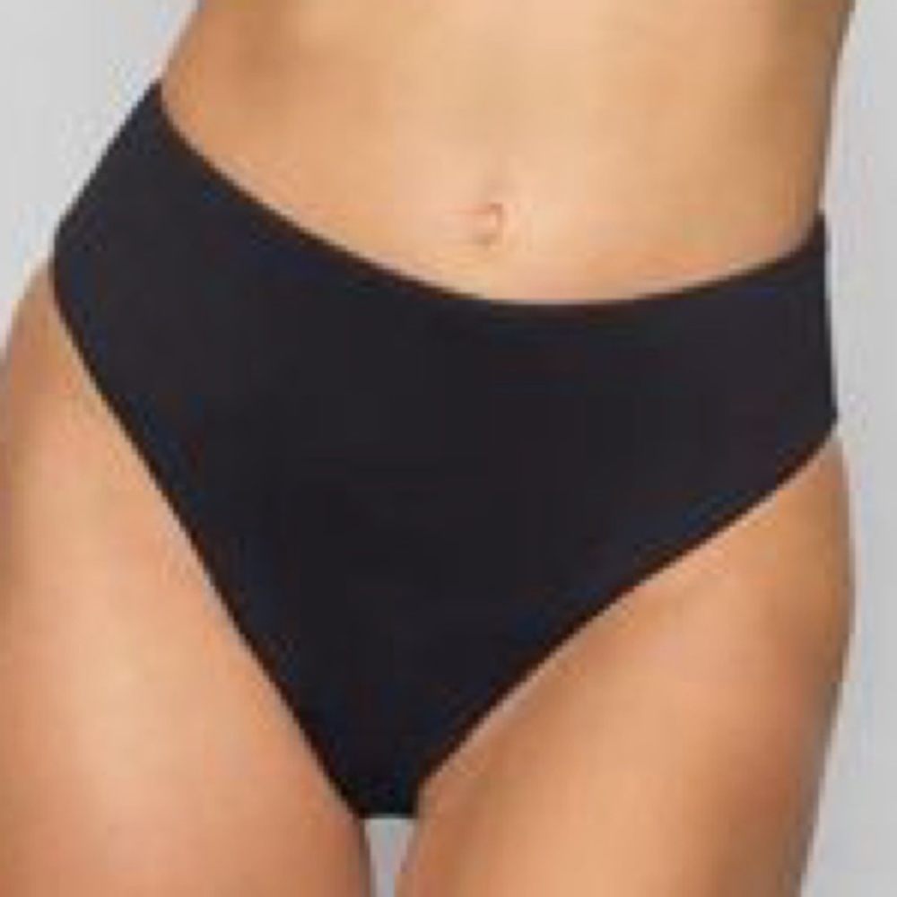SKIMS Signature Swim Mid Waist Bikini Bottom Onyx Black M NWT $38